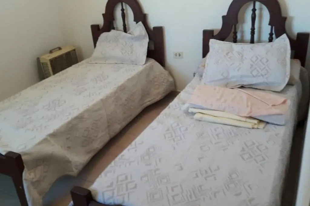 DUPLEX - COCHERA CUBIERTA