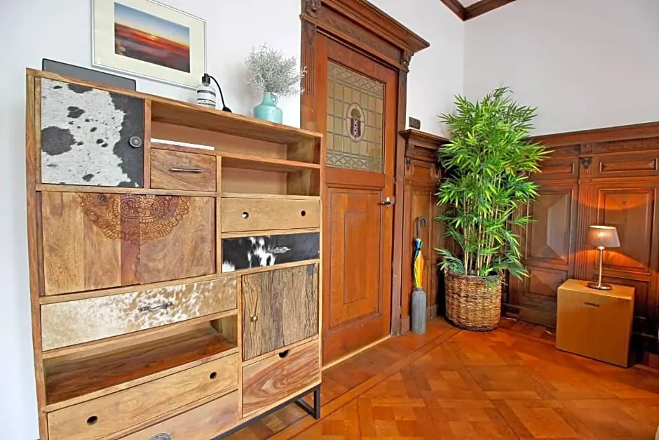 Large 4p canal apartment Prinsengracht