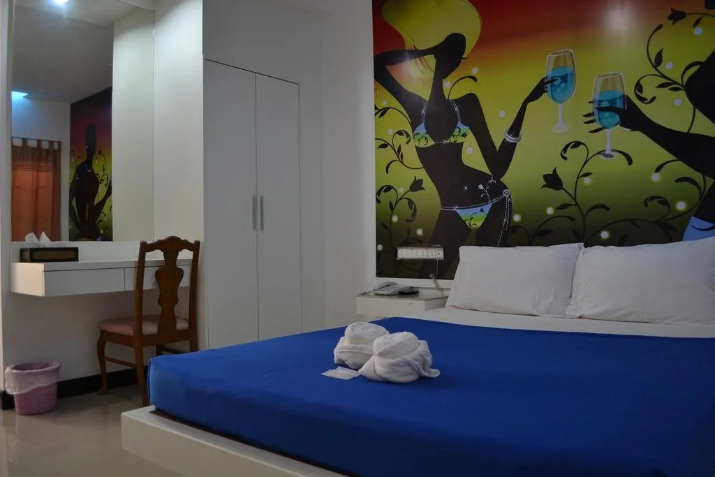 Romantic Hotel