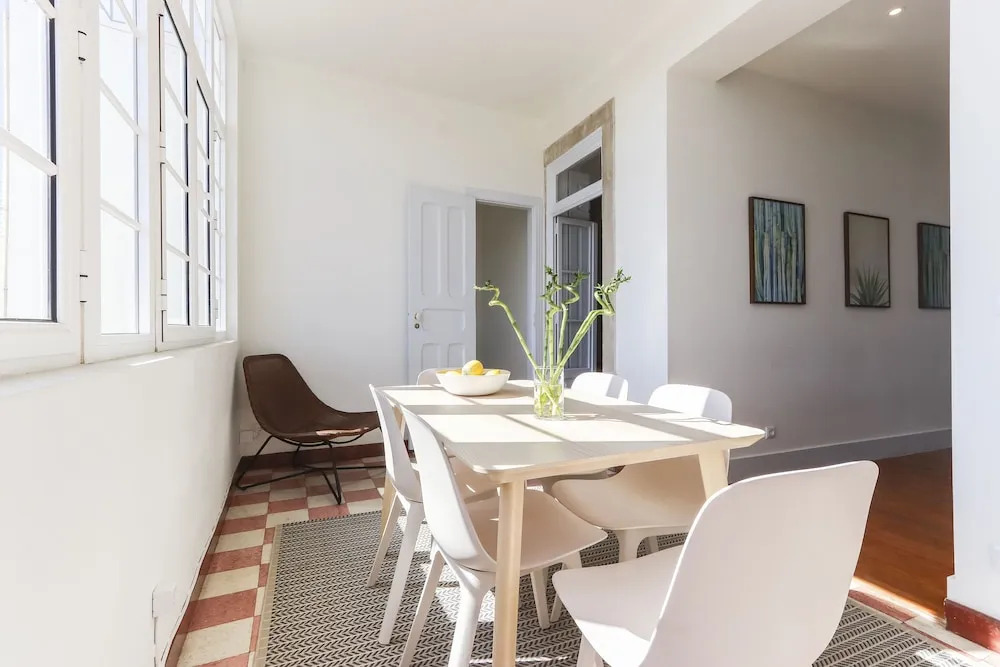 Marques Panoramic by Homing