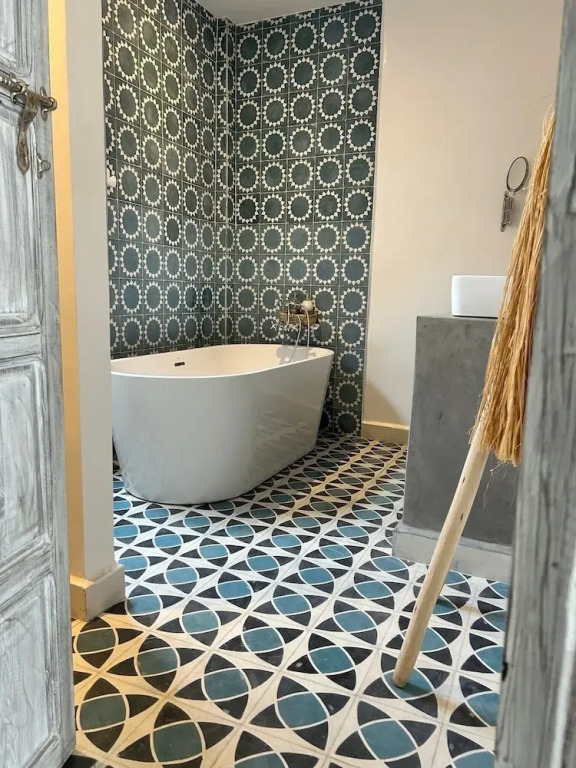 Riad Be Colors