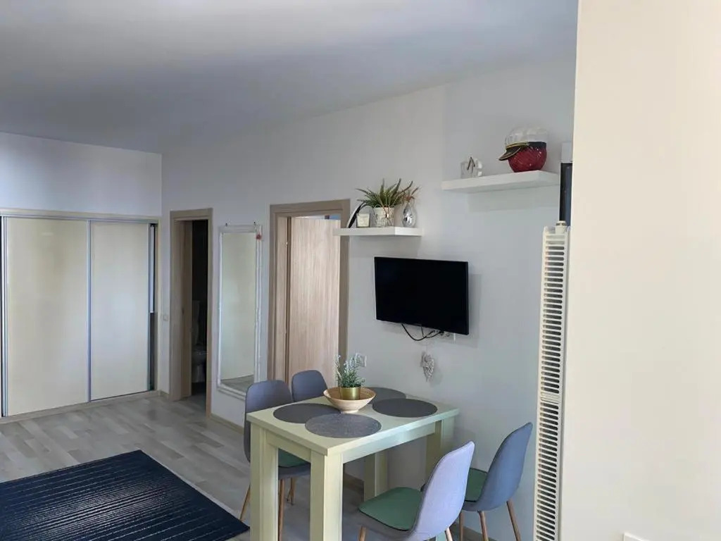 Panoramis Apartment by Eduard