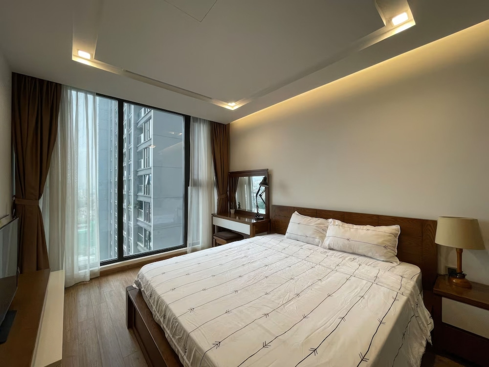 Vinhomes Metropolish Apartment Center Hanoi