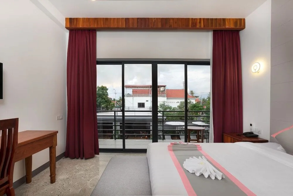 Phimean Home Suite