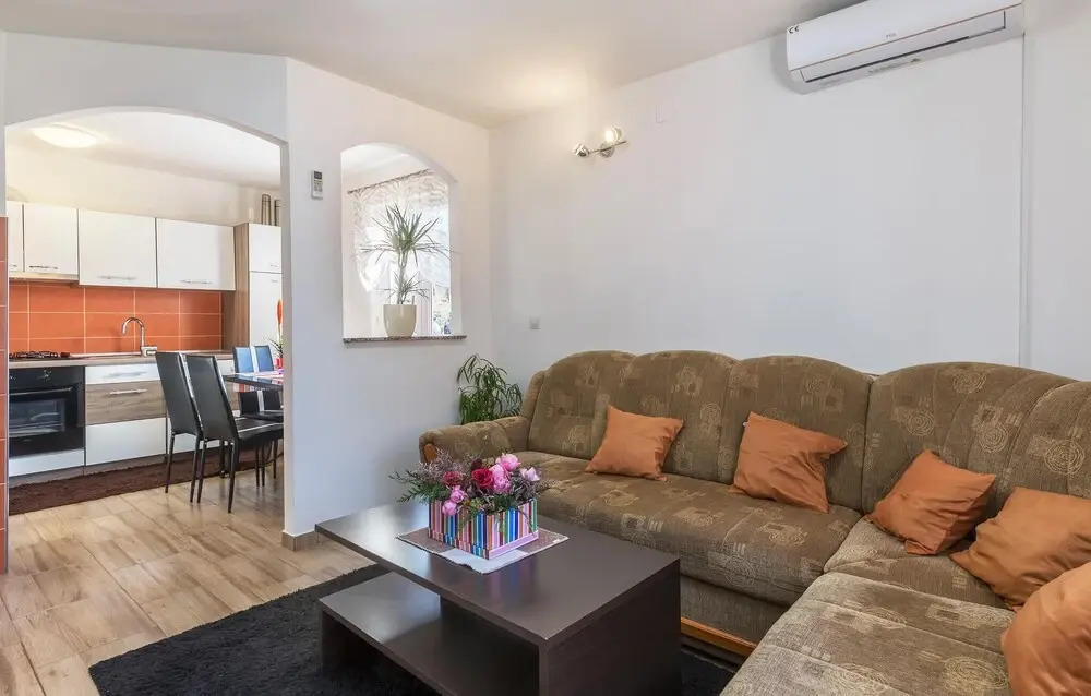 Nice Home in Vodnjan With 2 Bedrooms and Wifi