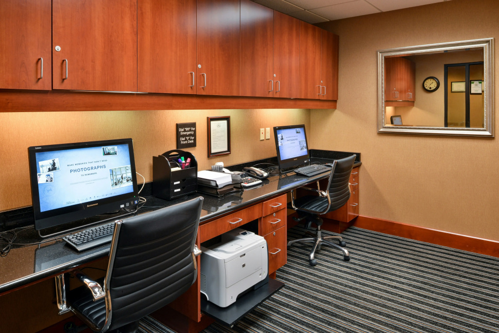 Hampton Inn & Suites Tacoma