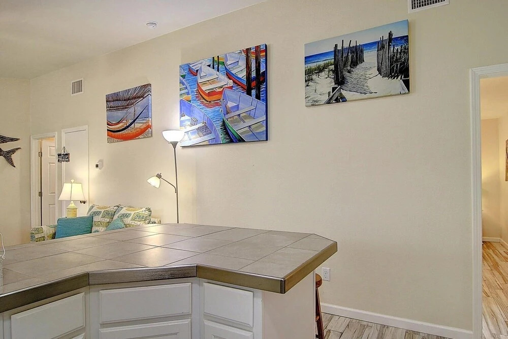 Costa Del Ray #1 2 Bedroom Condo by Redawning