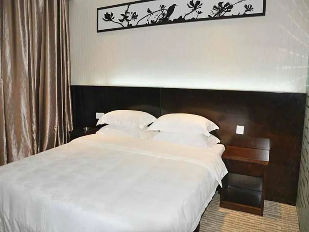 Huiju Hotel