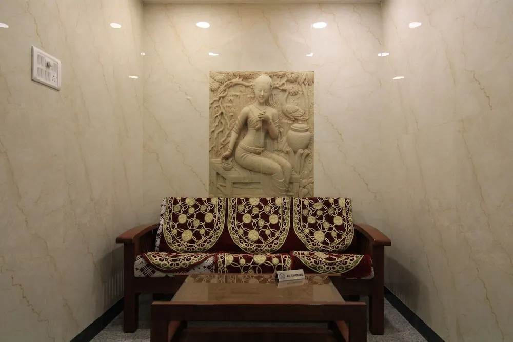 Hotel Rathnavel Towers Annex