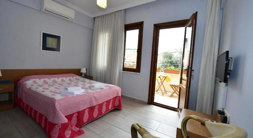 Defne Pansiyon Ayvalık