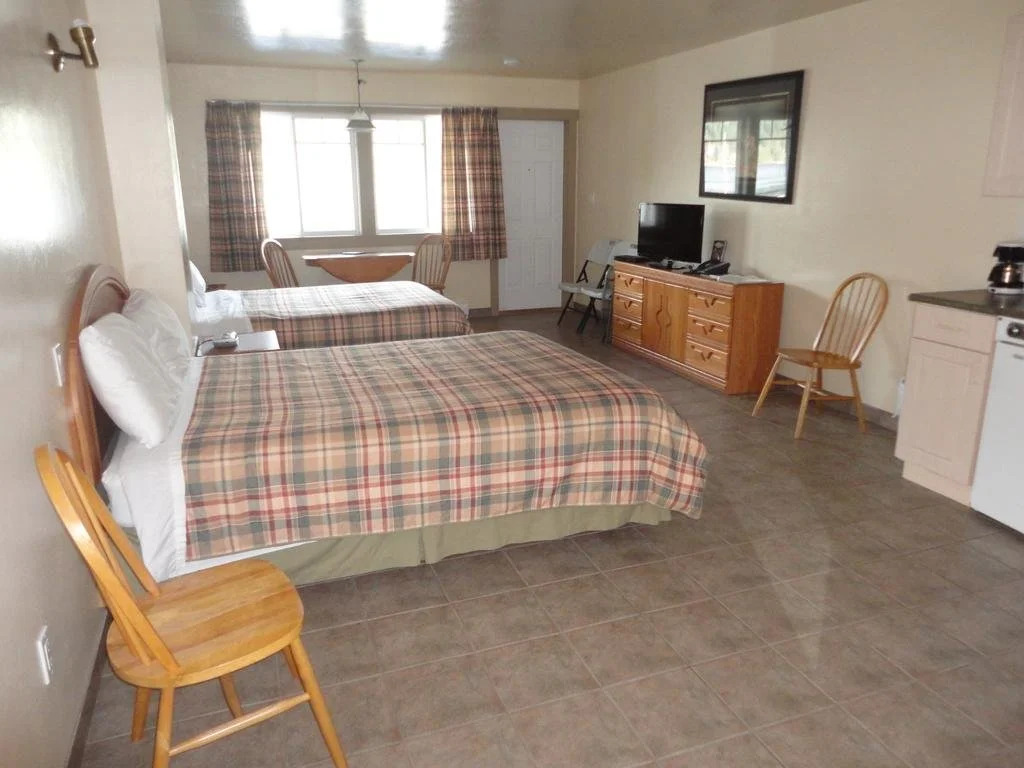 Bathgate Resort and Marina