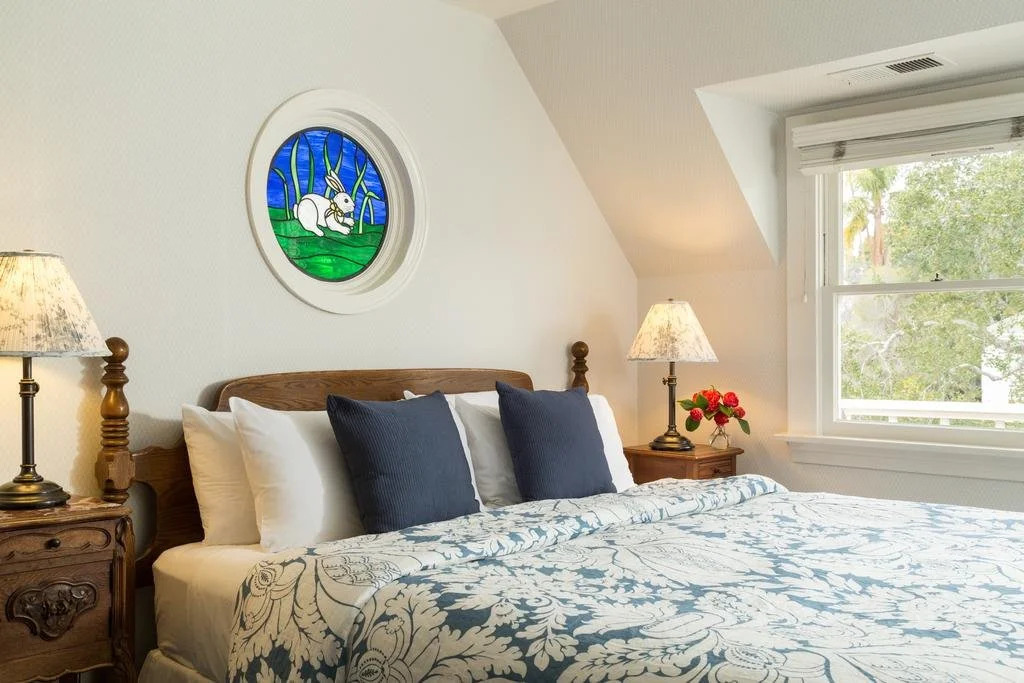 Cheshire Cat Inn & Cottages