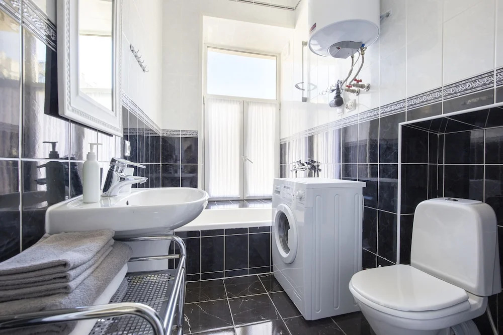 City Of Rivers Kutuzova 2 rooms