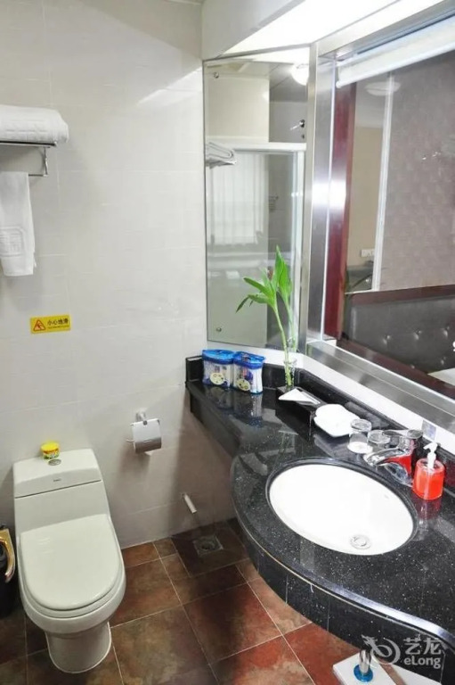 Thank Inn Shandong Jinan Lixia District Jingshi Road Qianfoshan Hospital
