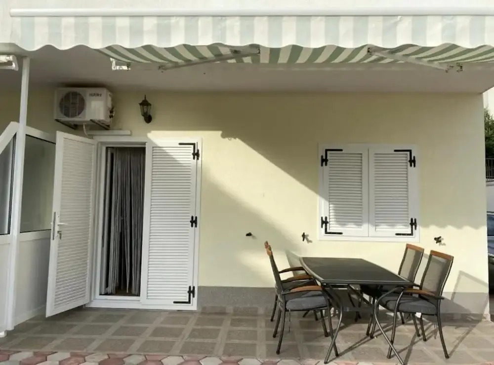 Apartments Katija