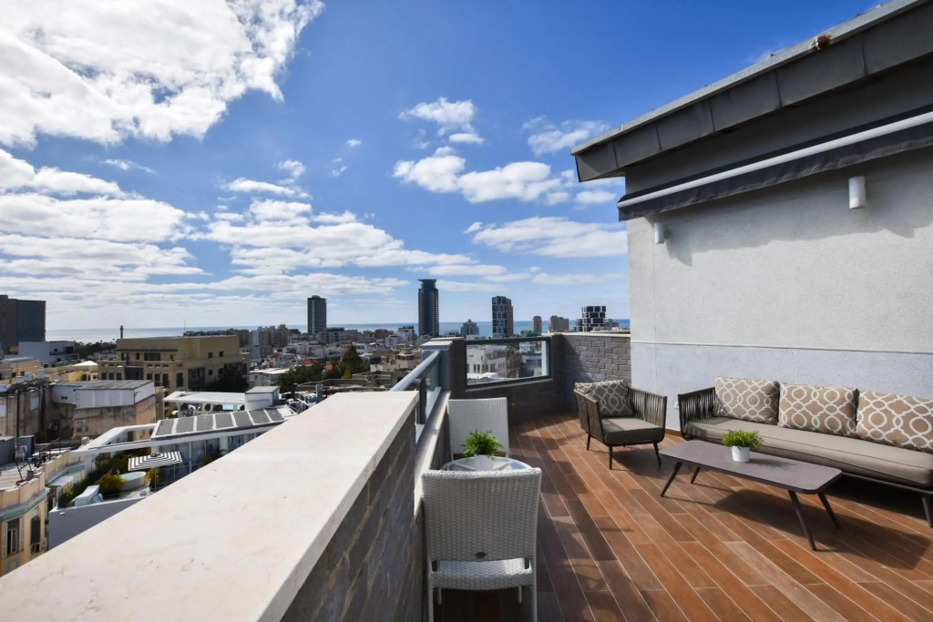 Beautiful 3BR Penthouse in Brenner 1 by HolyGuest