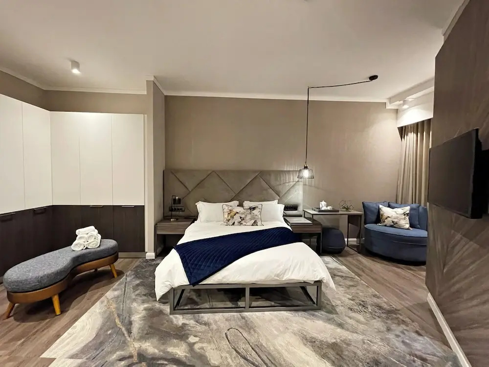 Menlyn Maine Luxury Rentals