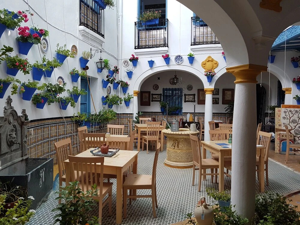 Senses&Colours Séneca Hostal