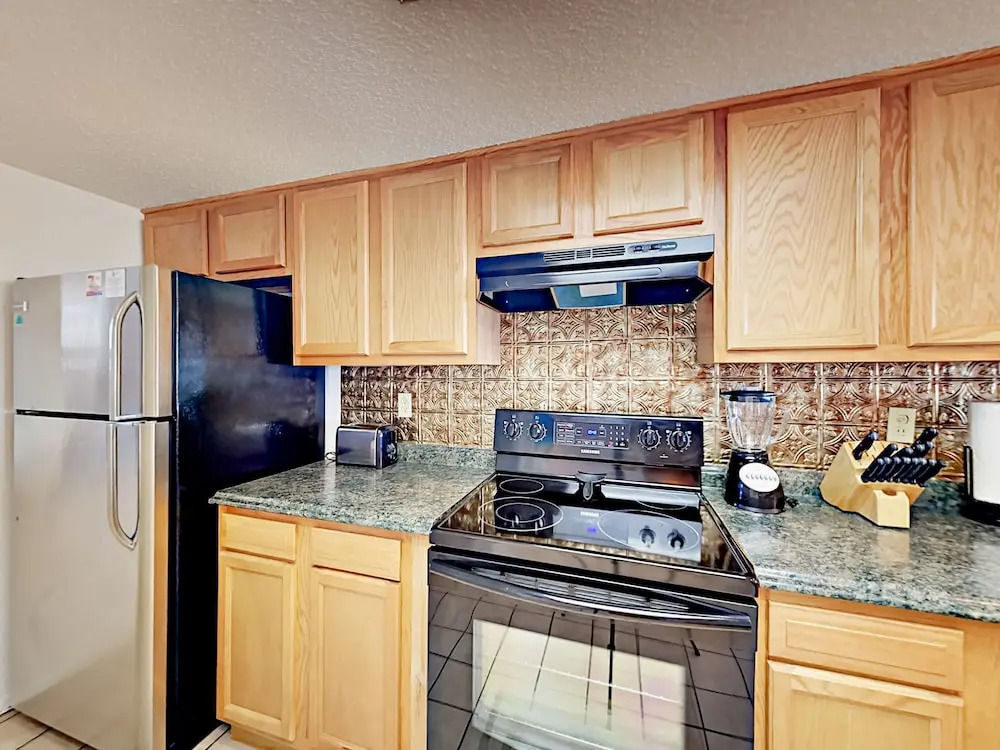 4400 Gulf Blvd Condo Unit 108
