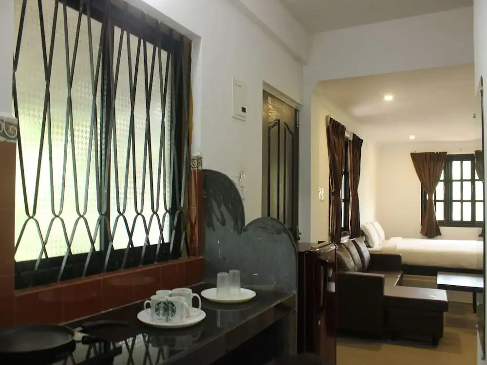 OYO 10403 Home Modern Studios Candolim