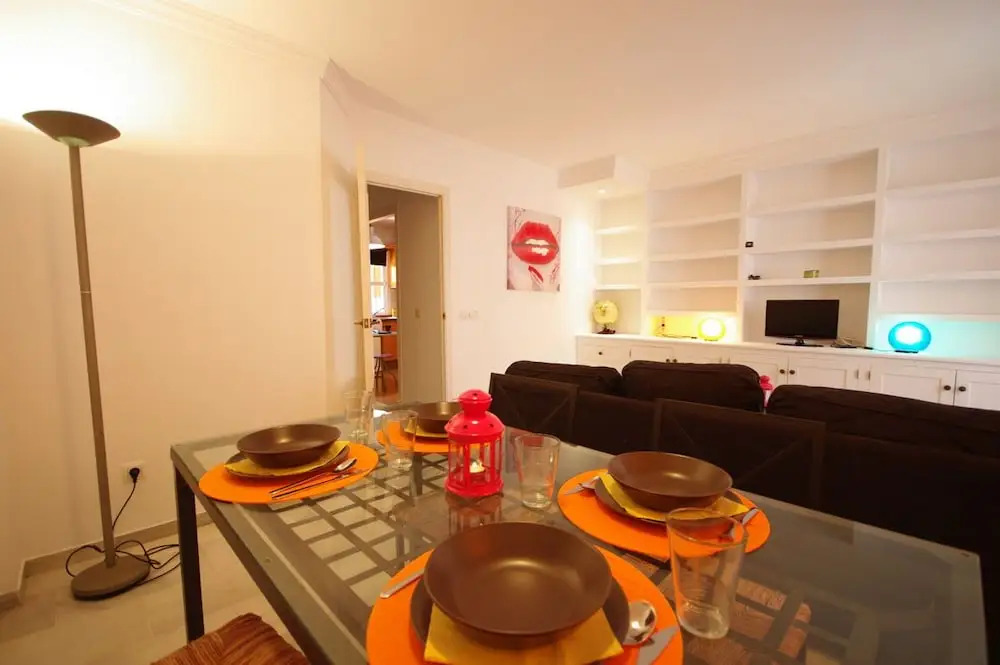 Livingtarifa - Dúplex con 4 dormitorios en el centro de Tarifa