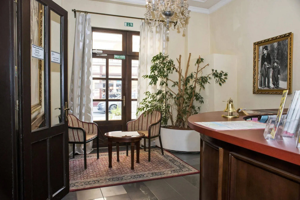 Film Hotel