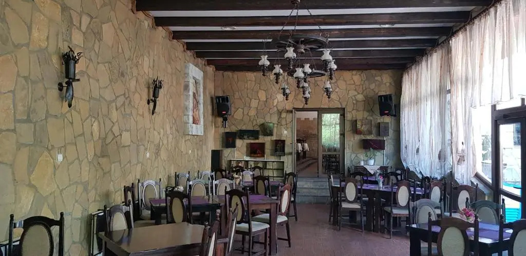 Pensiunea La Cetate