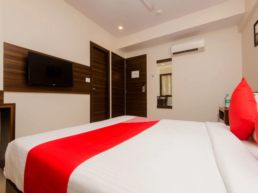 OYO 14984 Hotel Mumbai International