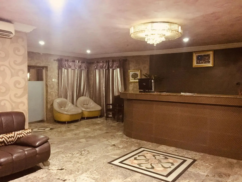 Golden Home Inn Hotel & Suites
