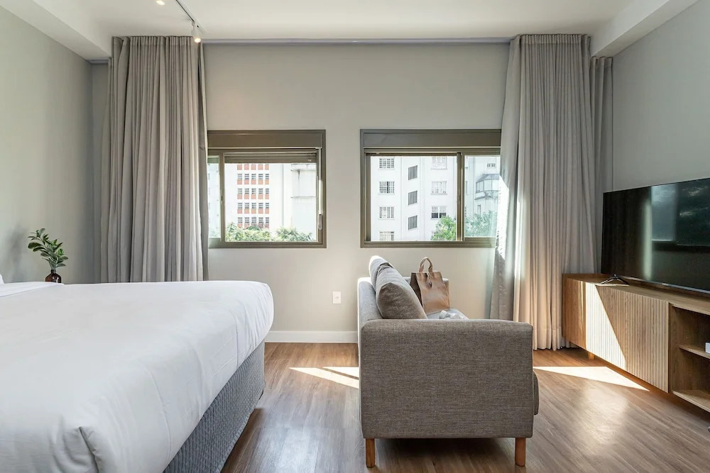 Apartamentos mobiliados com excelente vista e localização - Higienópolis