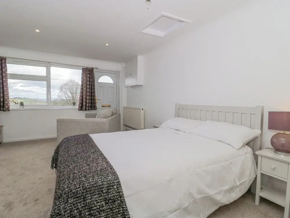 27 Fernhill Heights