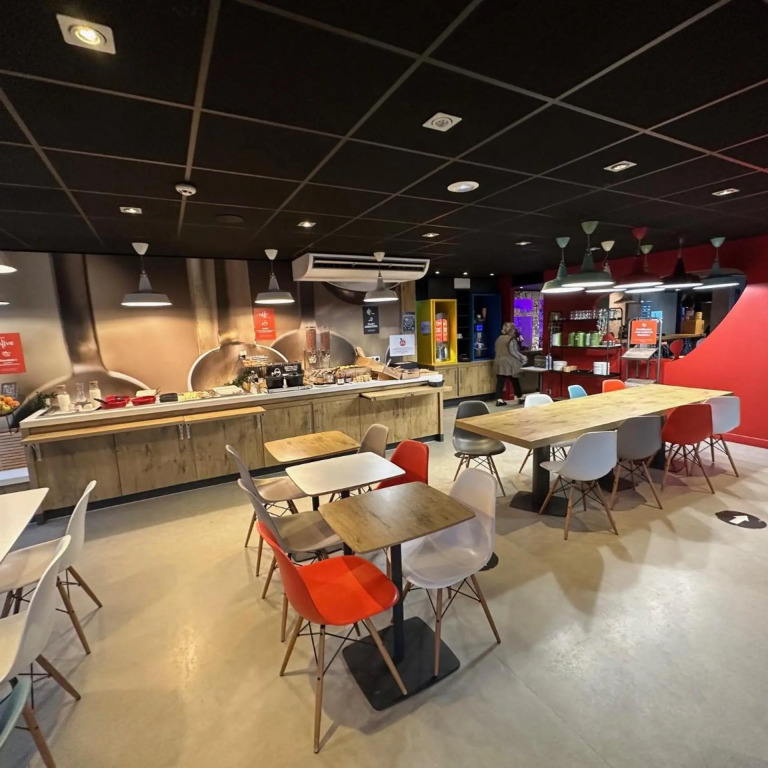 TIP HOTEL CAMBRAI ex HOTEL F1