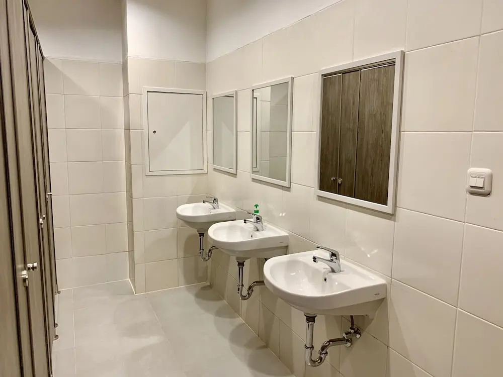 Stay Inn Hostel Jakarta - Adults only