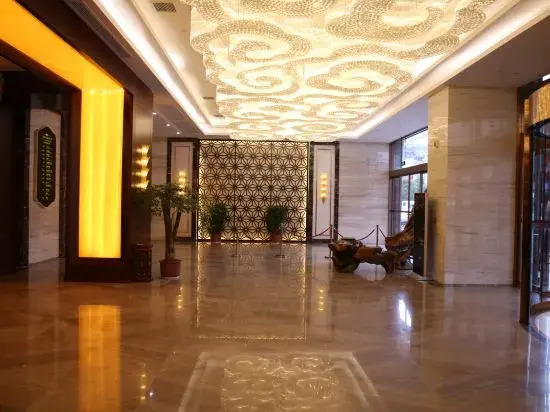 New World Lichuan Hotel