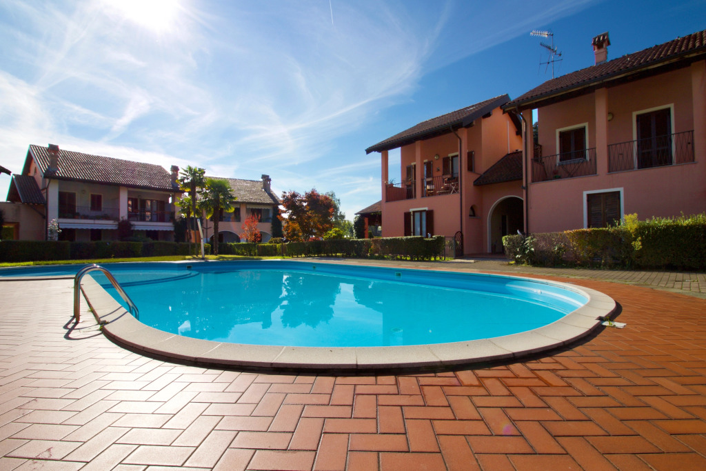Sunflower Relax Pool and Terrace