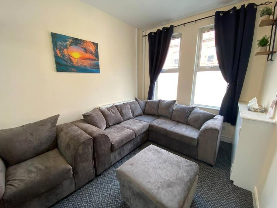 4BR House Popular Ravenhill Road