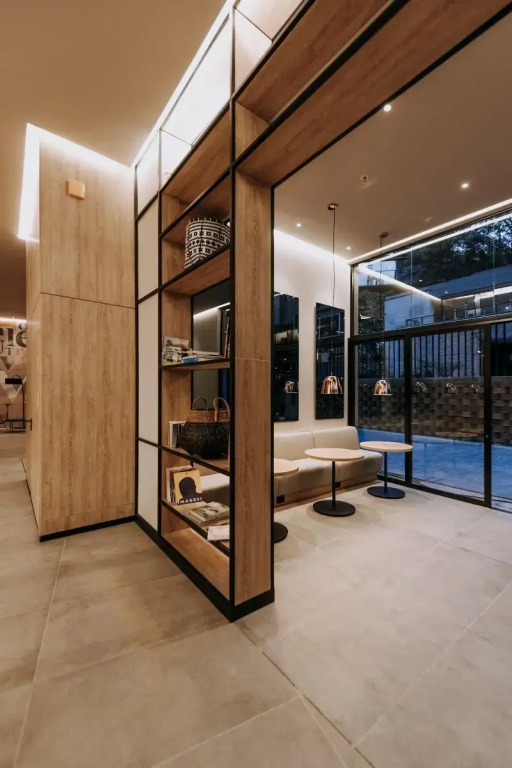 Lettera Hotel