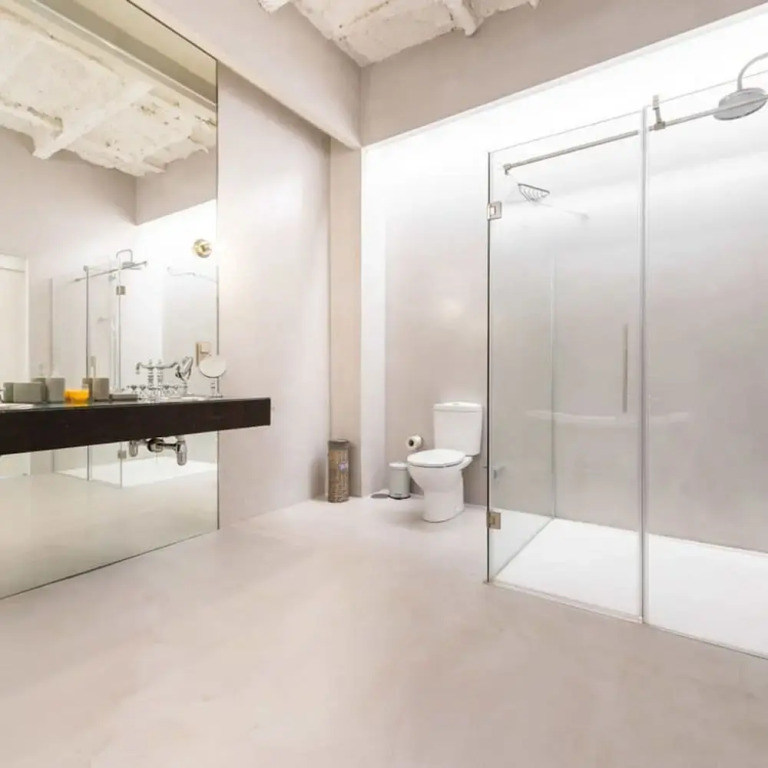 The Deauville Majestic 1 Bedroom in Chueca