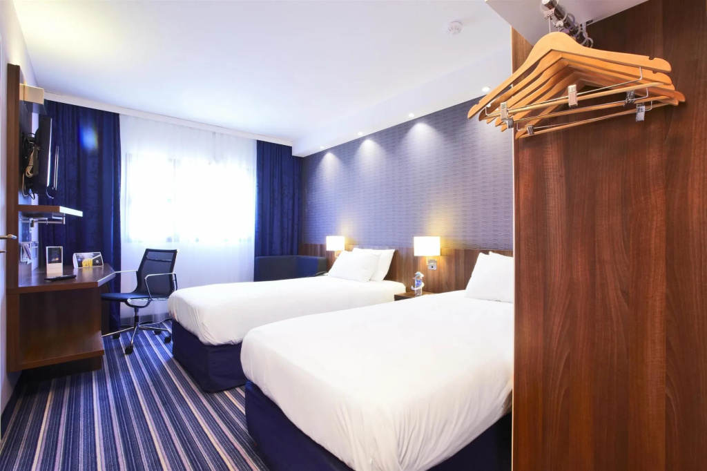 Holiday Inn - Marseille Airport by IHG
