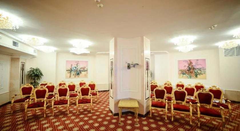 Visak Hotel