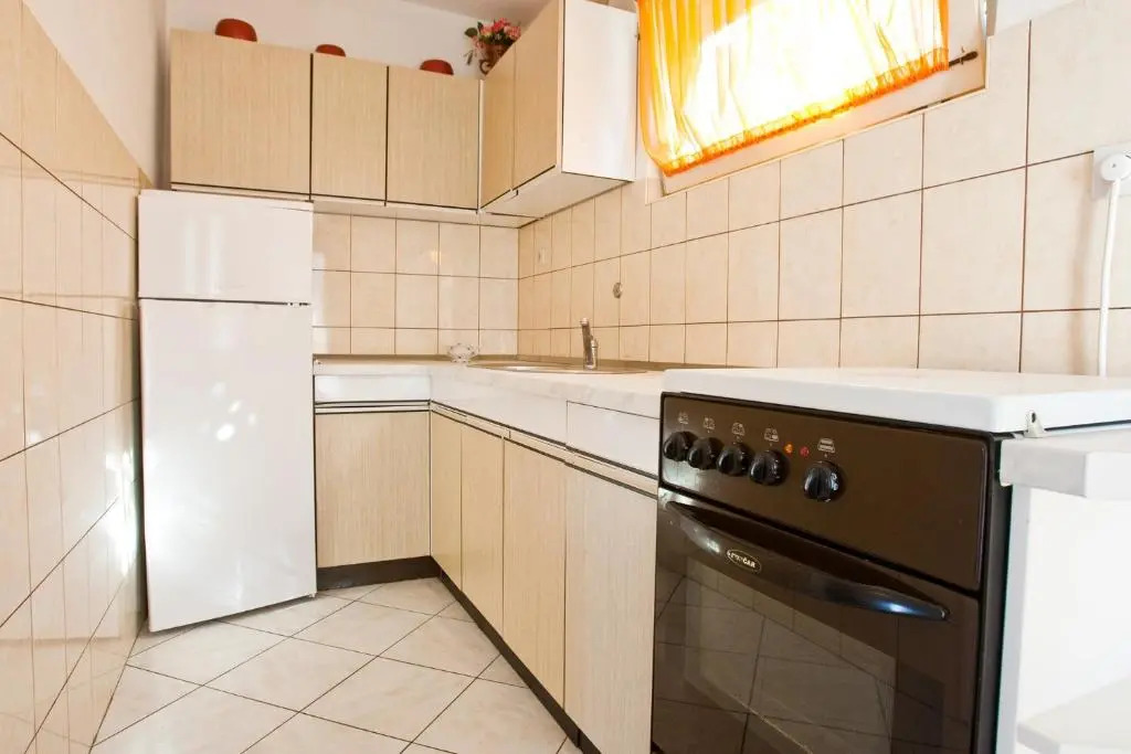 Apartments Sanda - 10 M from the beach