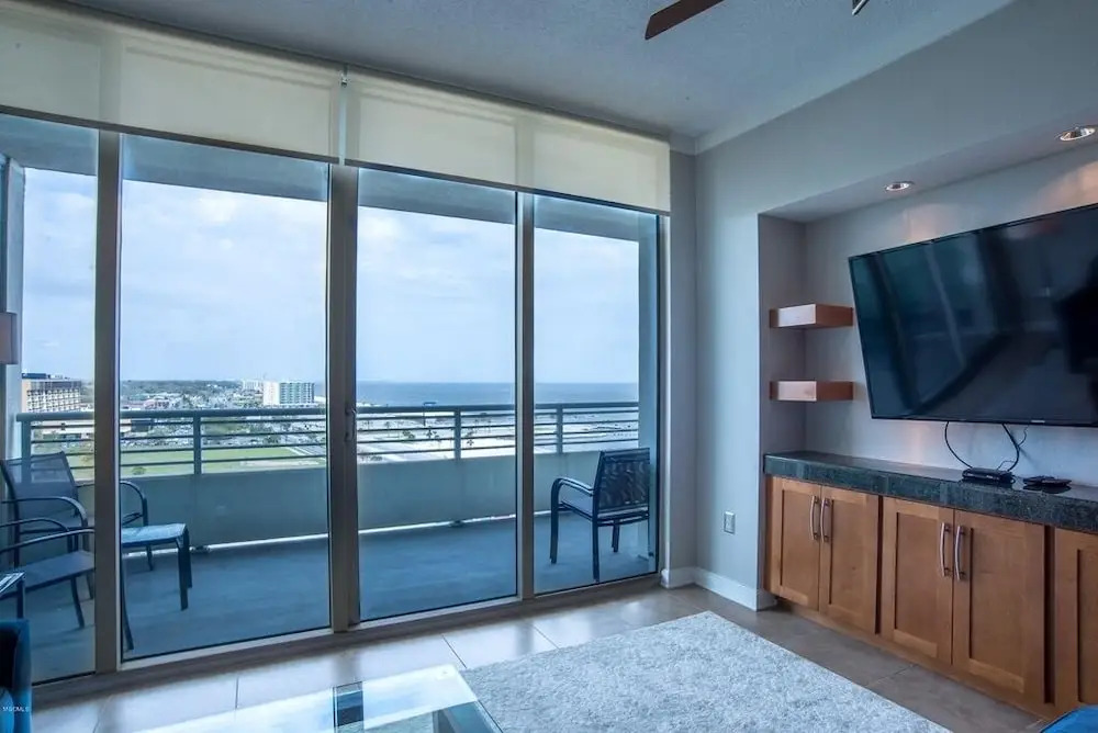 Ocean Club 908