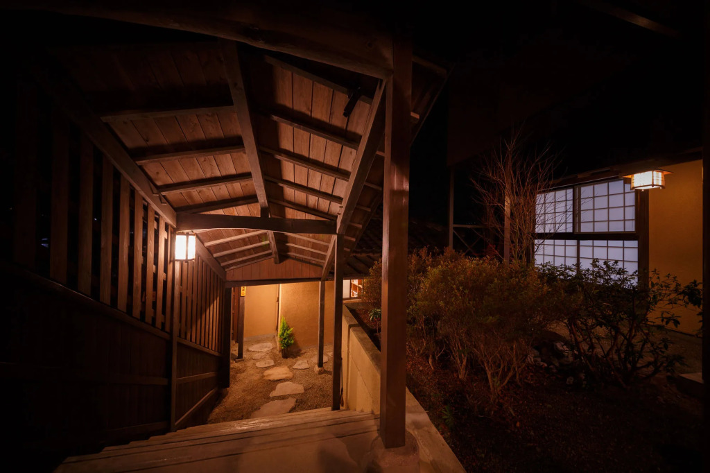 Yufuin Ryokan Tadaima
