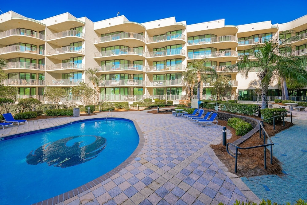Phoenix On The Bay 1124 3 Bedroom Condo