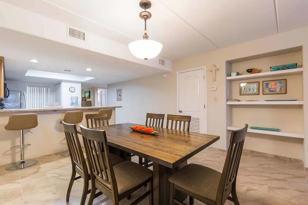 Suntide Ii Condominiums
