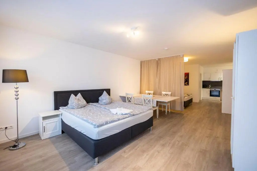 City Apartment Küche Bad im Zentrum Ravensburgs A06