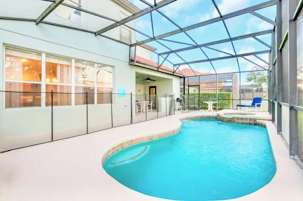 7BR Family Home - w Pool Hot tub - Near Disney