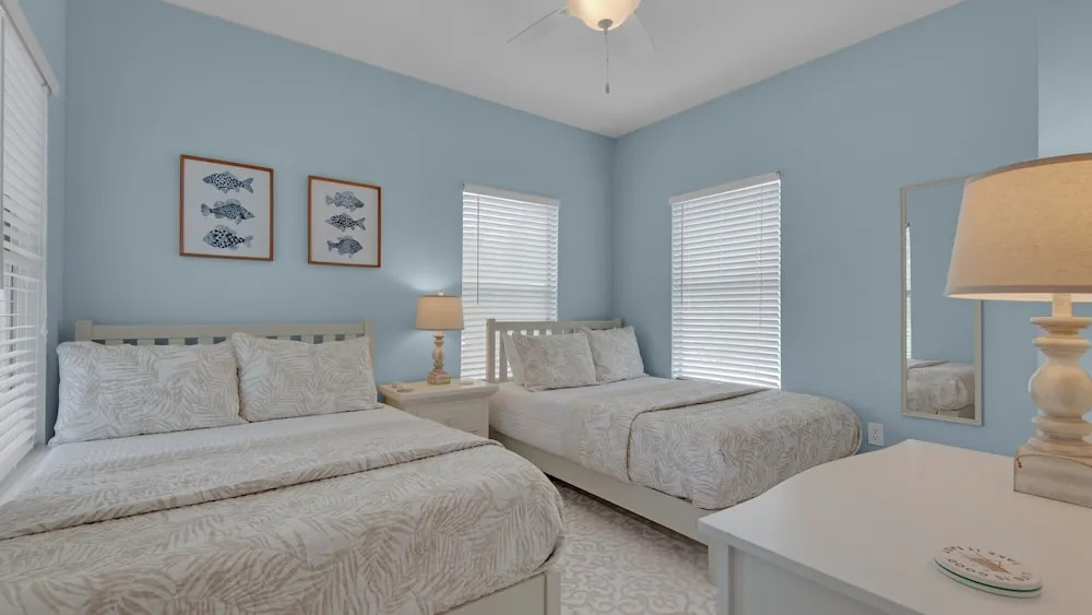 New Heated Saltwater Pool! Beach Nearby. Seagrove Retreat
