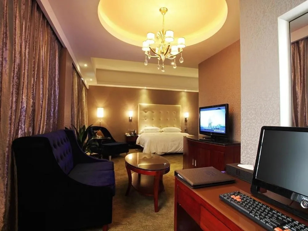 Huawen Forest Hotel