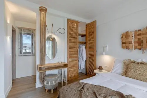 Evais Boutique Houses & Luxury Suites